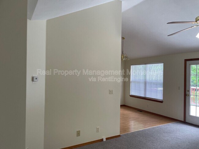 Foto del edificio - 3531 Leawood Ave