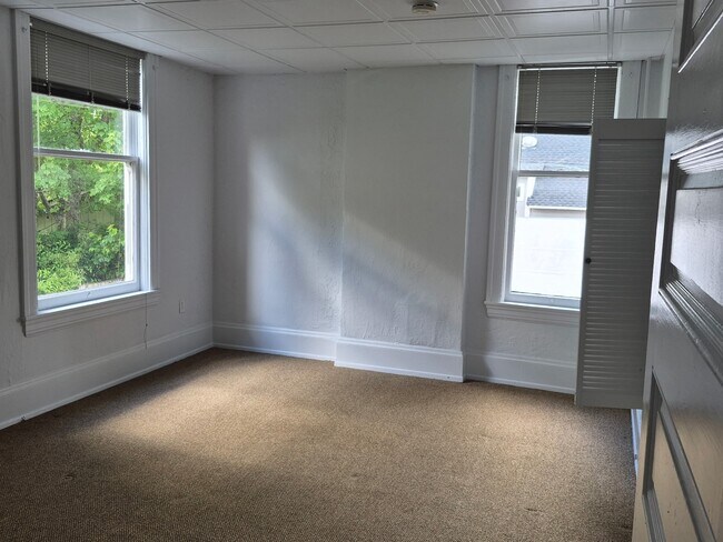 Foto del edificio - 516 N D St