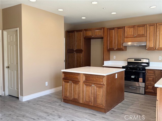 Foto del edificio - 6927 Tailwind Ln