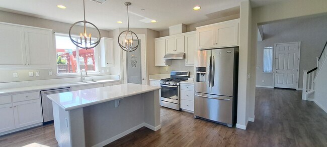 Foto del edificio - 4719 Sweetwater Pl