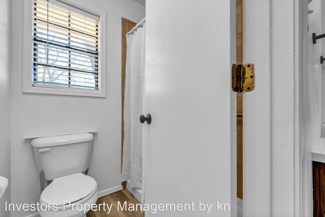 Building Photo - 3 br, 2 bath House - 4307 S. 88th St.
