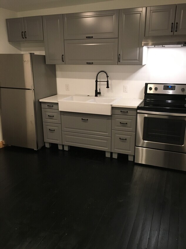 Foto principal - 922 E Michigan Blvd