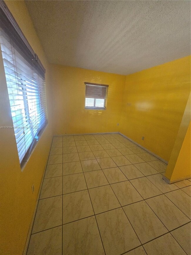 Foto del edificio - 12340 SW 41st St