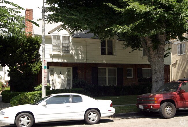 Foto del edificio - 145-147 S Peck Dr