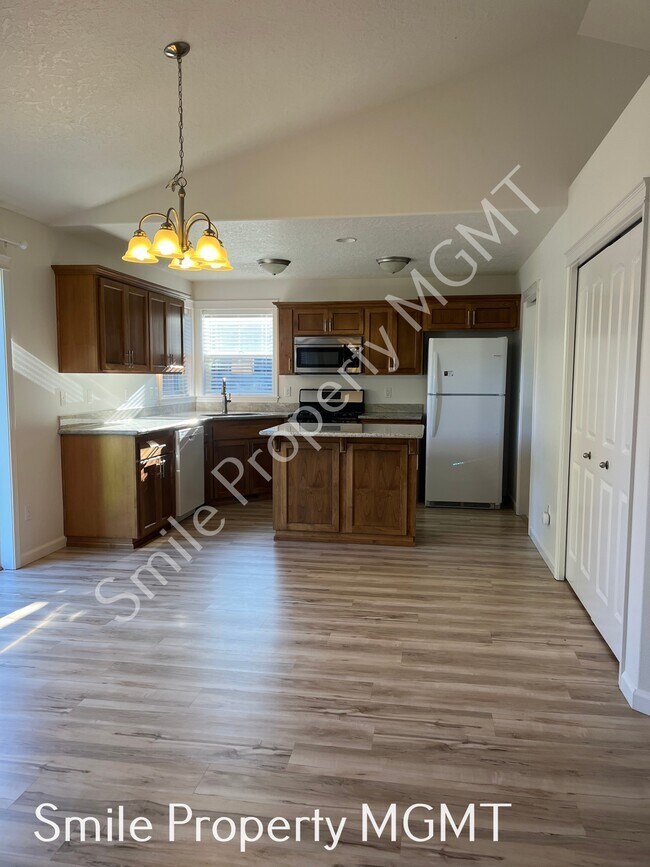 Foto del edificio - 285 Summit View Ave SE