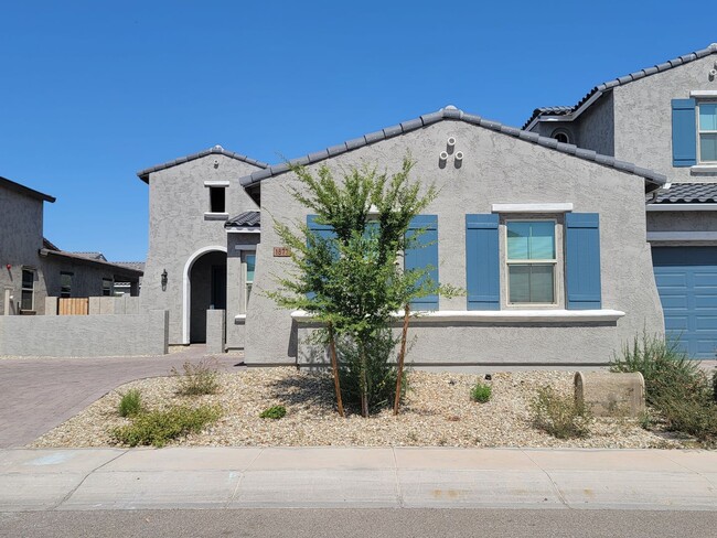 Building Photo - Just a year old in highly sought after GAT...