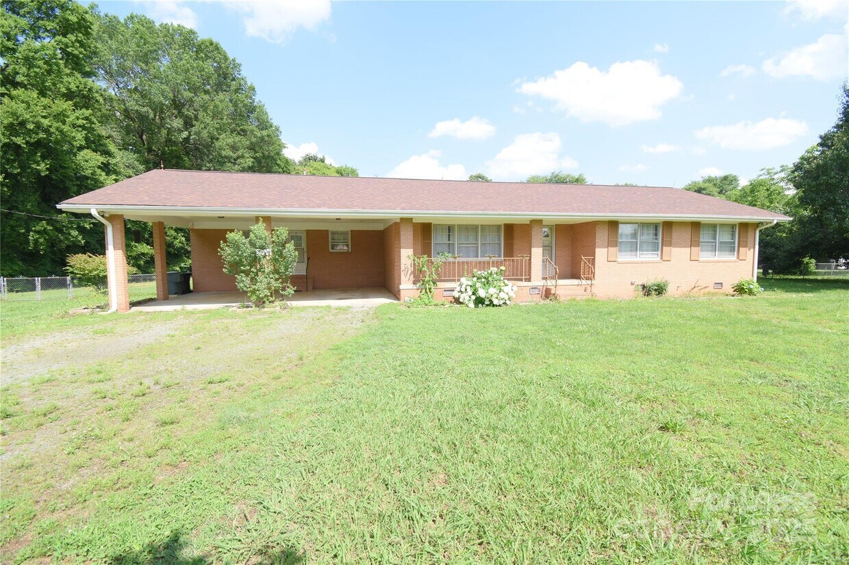Foto principal - 4099 Shenandoah Dr SW
