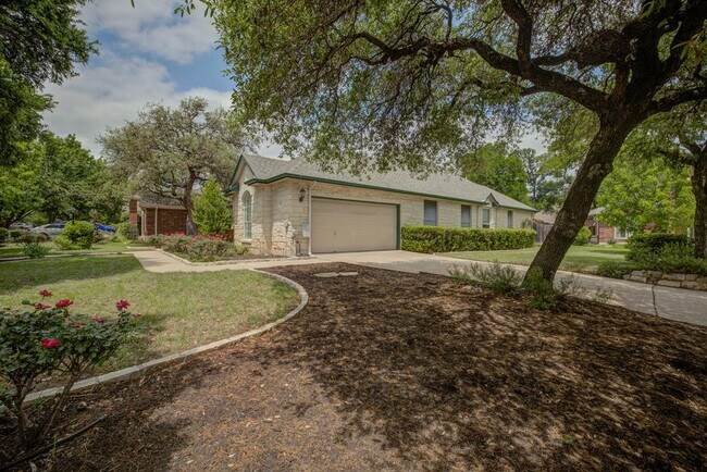 Foto del edificio - 3624 Malone Dr