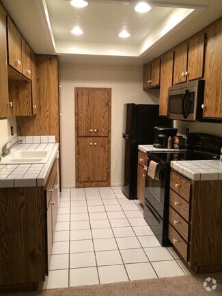 Building Photo - 20702 El Toro Rd