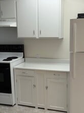 Building Photo - 887 Natural Chimneys Rd