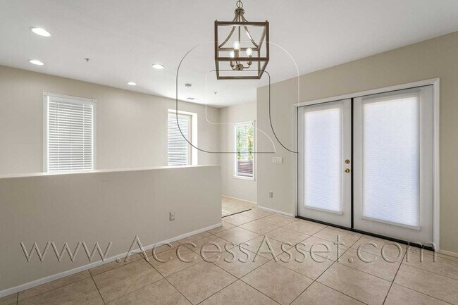 Building Photo - Charming 3 Bed/2 Bath Condo In Temecula’s ...