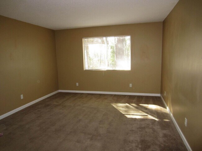 Foto del edificio - 2Bed/1Bath Apartment!