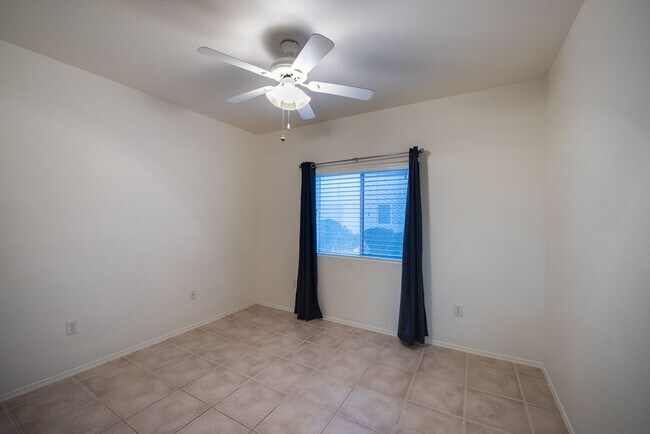 Foto del edificio - 2-Bedroom, 2-Bath House - Las Vegas, NV