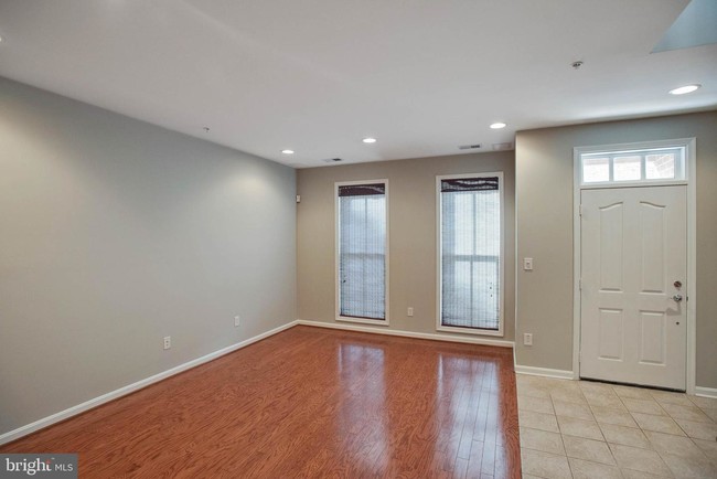 Foto del edificio - 2614 Lighthouse Ln