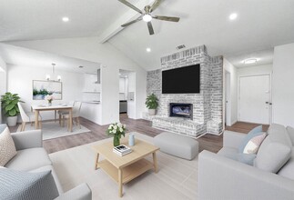 Building Photo - 6526 Lynngate Dr