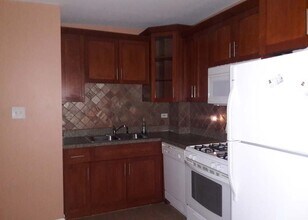 Building Photo - 5118 S Cicero Ave