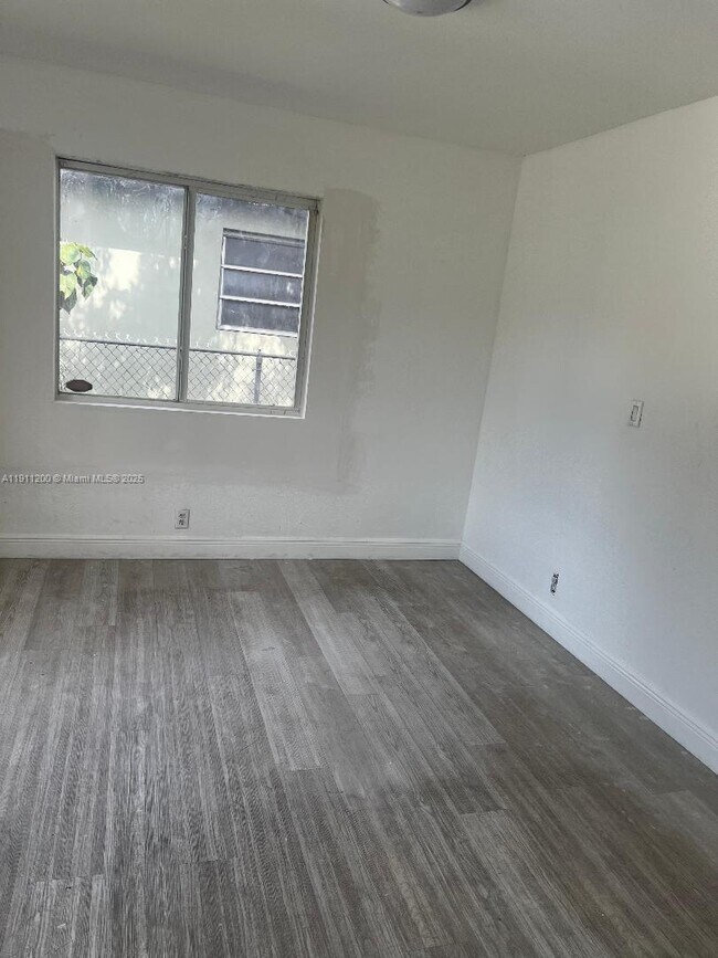 Building Photo - 3280 NW 51st St