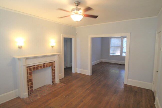 Foto del edificio - 1025 Goodwin St