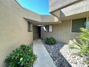 Building Photo - 71846 Eleanora Ln
