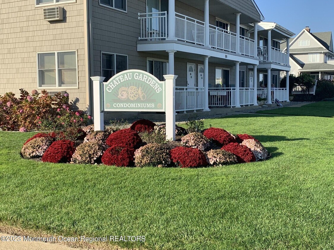 205 Ocean Ave Unit 8, Belmar, NJ 07719 Condo for Rent in Belmar, NJ