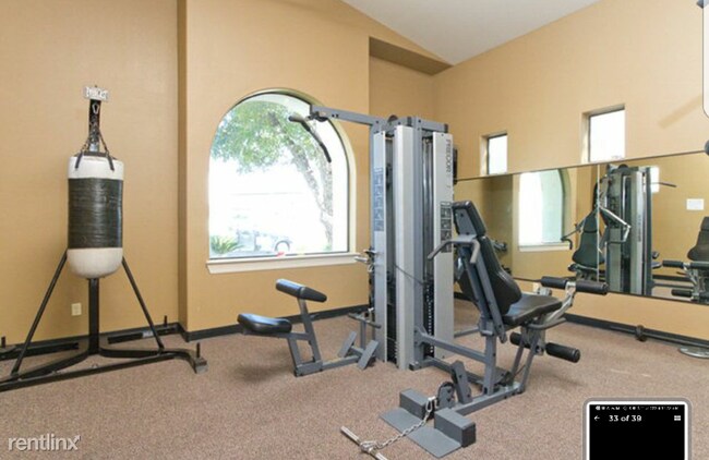 Building Photo - 3 br, 2.5 bath Townhome - 820 S 6TH ST