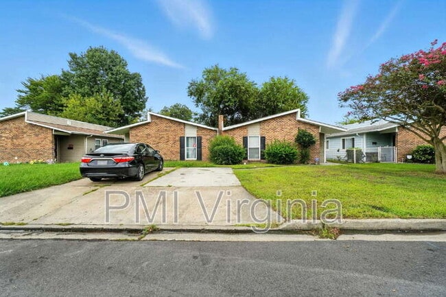 Building Photo - 1076 Dubose Dr