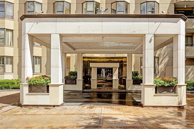 Foto del edificio - 651 Bering Dr