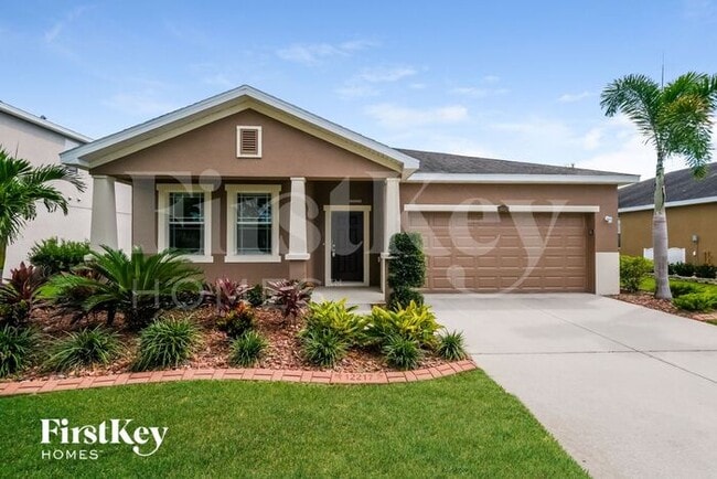 Building Photo - 12217 Fairlawn Dr