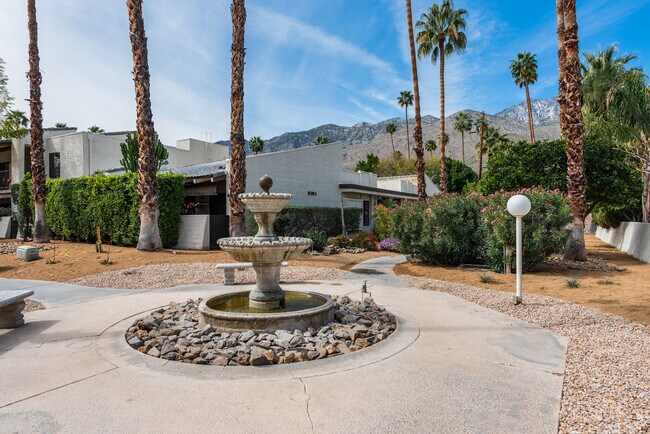 Building Photo - 1150 E Palm Canyon Dr