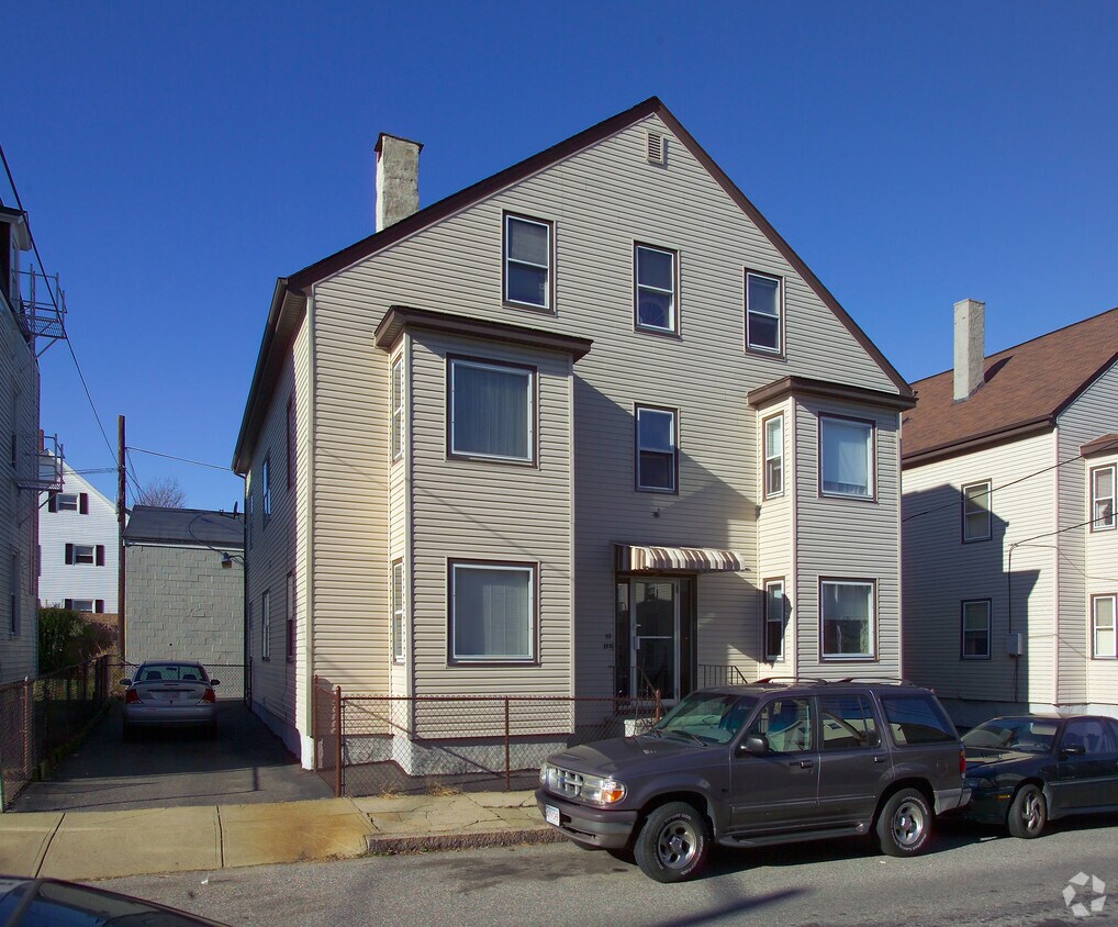 Building Photo - 103-115 5th St