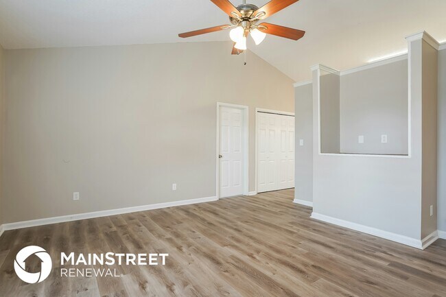 Building Photo - 1402 Mandolin Pl