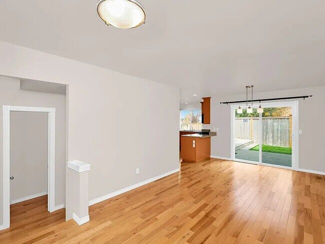 Foto del edificio - 1856 S Brandon Pl