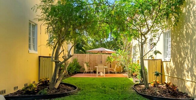 Foto del edificio - 3417 W San Juan St