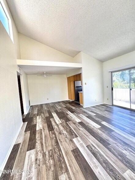 Building Photo - 2519 Sunny Slope Dr
