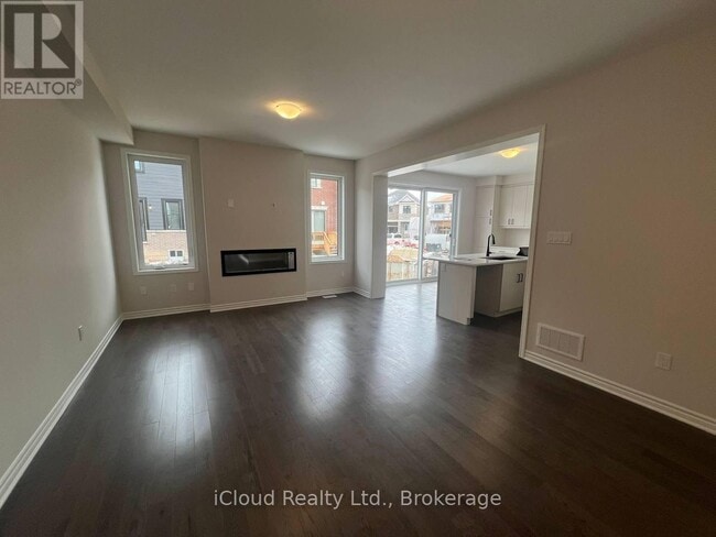 Building Photo - 1407 Hearns Pl