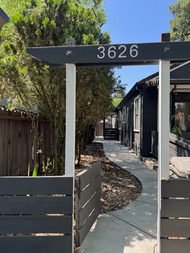 Primary Photo - 3626 3rd Ave