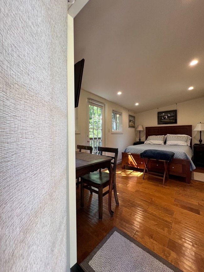 Foto del edificio - 3138 Browns Valley Rd