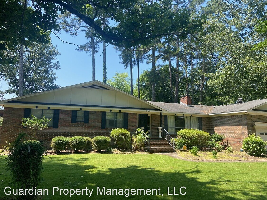 200 Brookhaven Dr, Gadsden, AL 35901 House Rental in Gadsden, AL