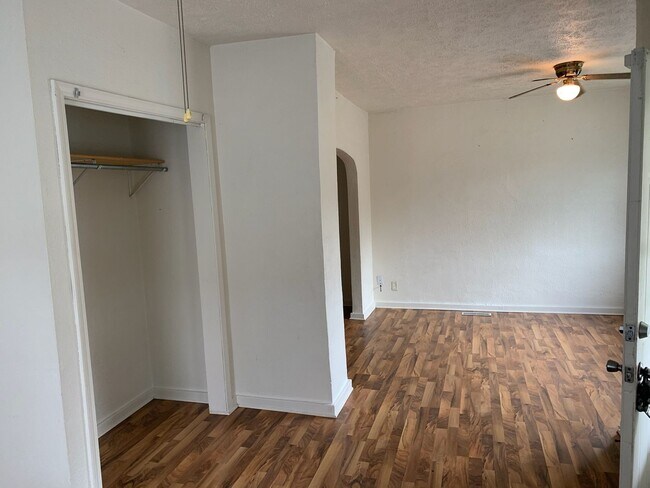 Foto del edificio - 3 or 4 bedroom (3 bedrooms+ bonus room) House in Rum Village