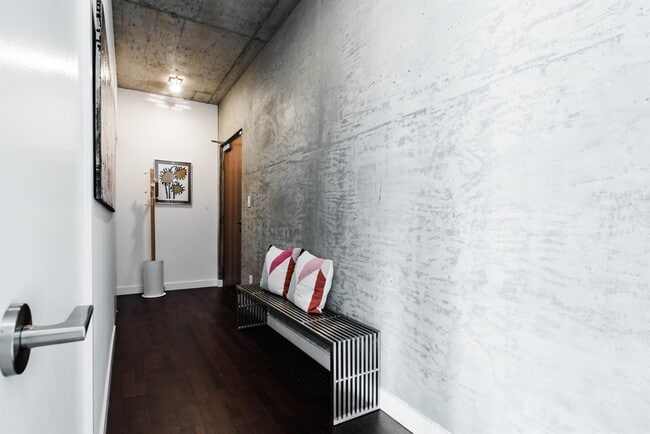 Photo du bâtiment - 169 John St