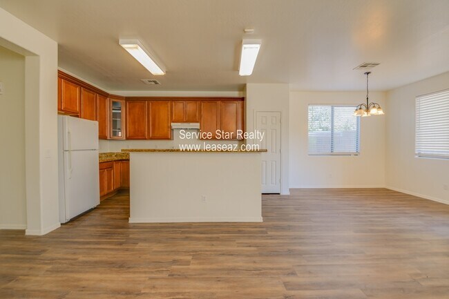 Foto del edificio - 3027 S 94th Ave