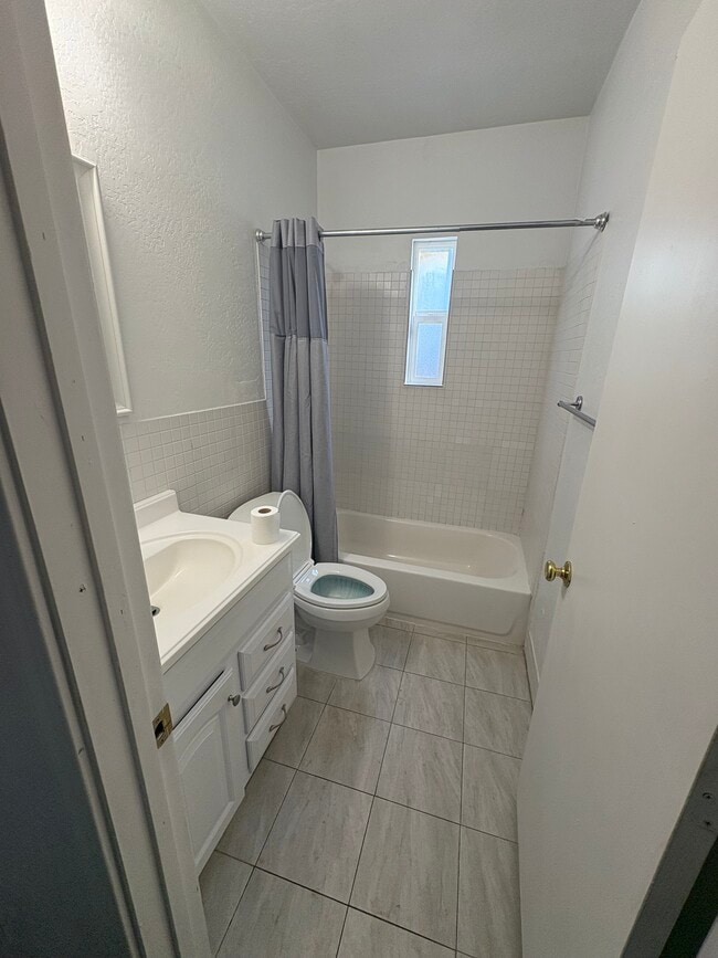 Foto del edificio - 309 Laurel St