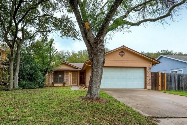 Building Photo - 8400 Horton Trail