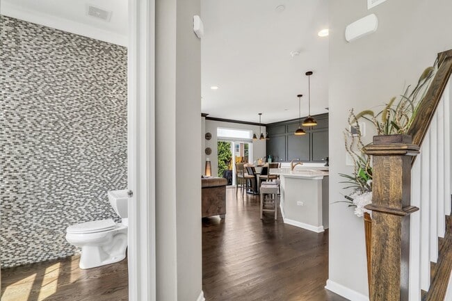 Foto del edificio - 3227 N Heritage Ln