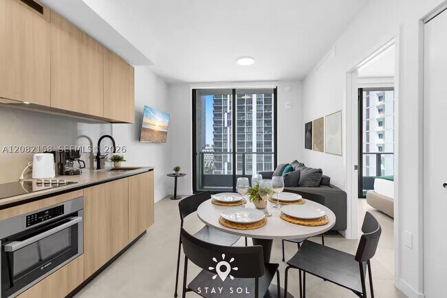Foto del edificio - 121 NE 5th St