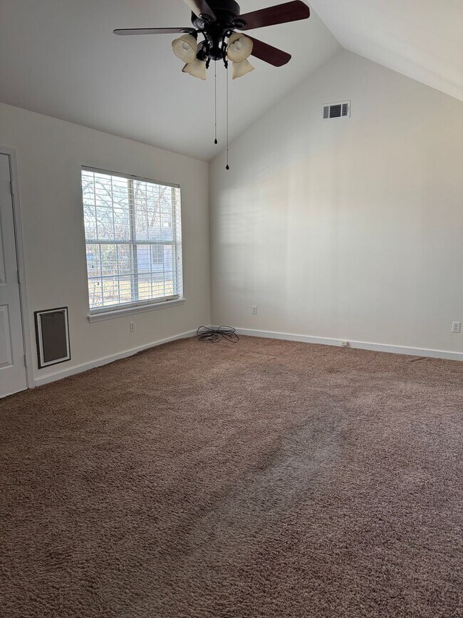 Foto del edificio - Charming 3 bedroom,  2 Bathroom