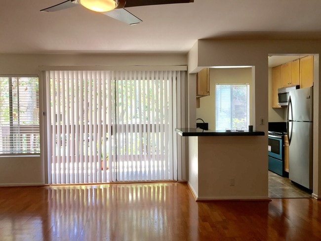 Balcony/ patio - 11112 Summertime Ln