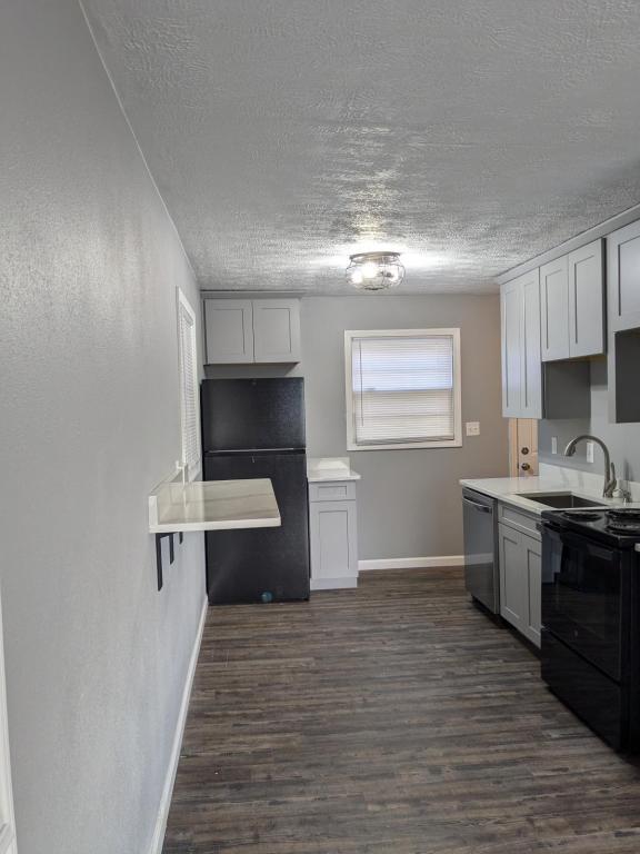 Foto del edificio - 910 E Elm St