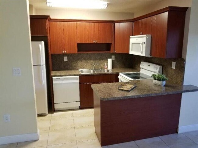 Foto del edificio - 3680 SW 59th Ave