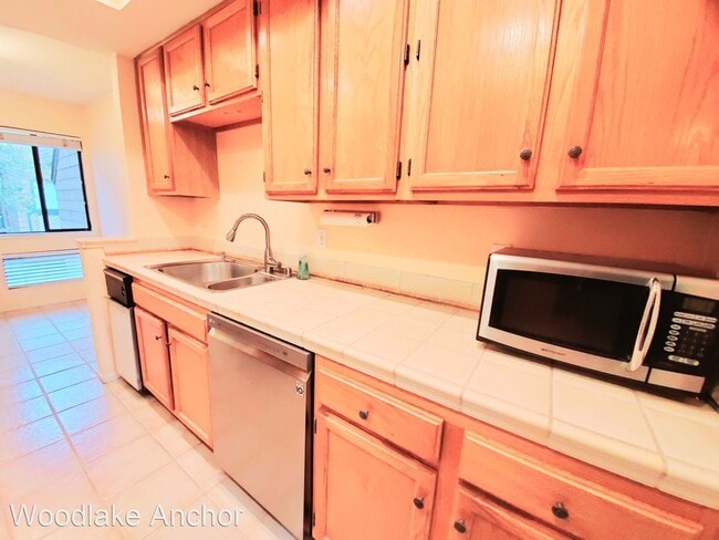 Building Photo - 2 br, 1 bath House - 38 Pelican Lane
